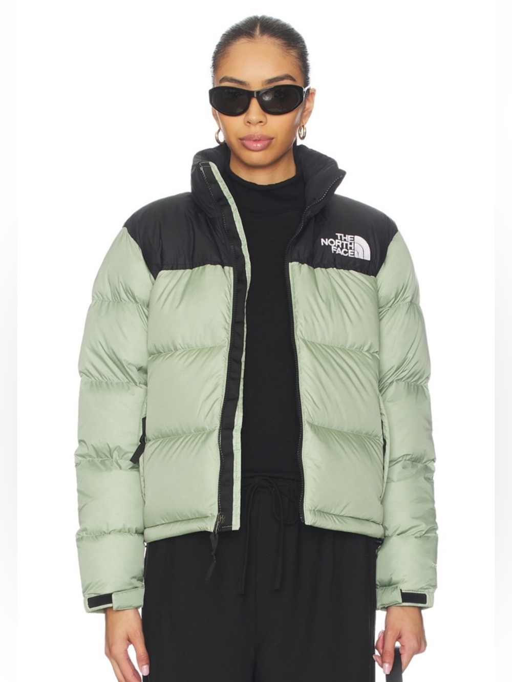 The North Face Women's Two-Tone Sage and Black Puffer Jacket Sz snap - Picture 2 of 7